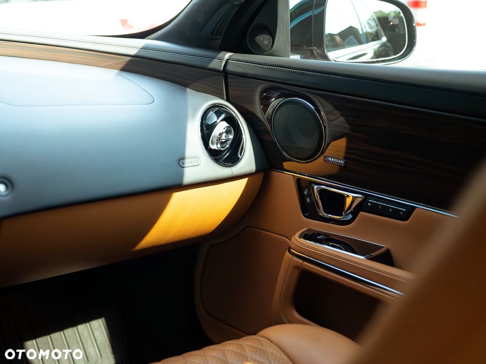 Jaguar XJ 3.0 V6 Kompressor AWD Portfolio - 21