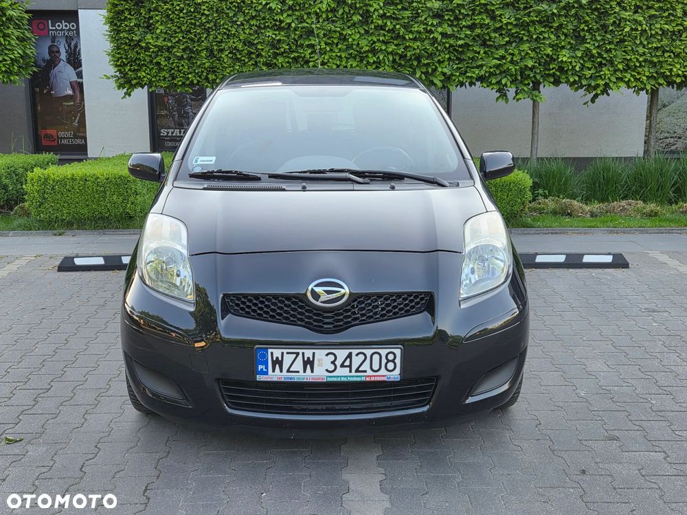 Toyota Yaris - 2