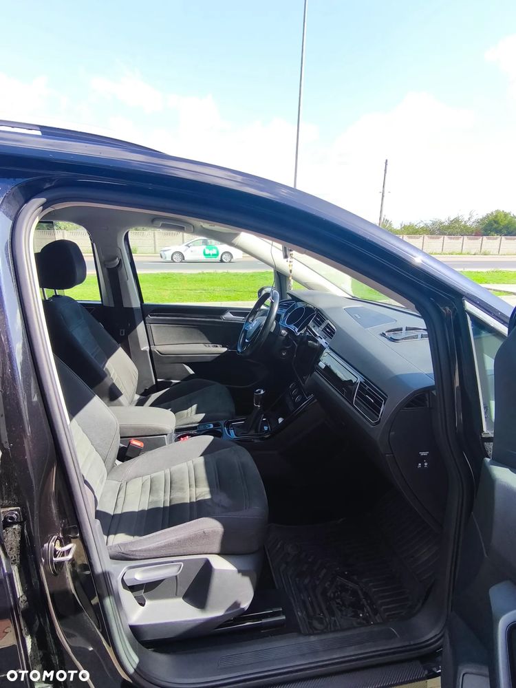 Volkswagen Touran 2.0 TDI SCR Highline - 19