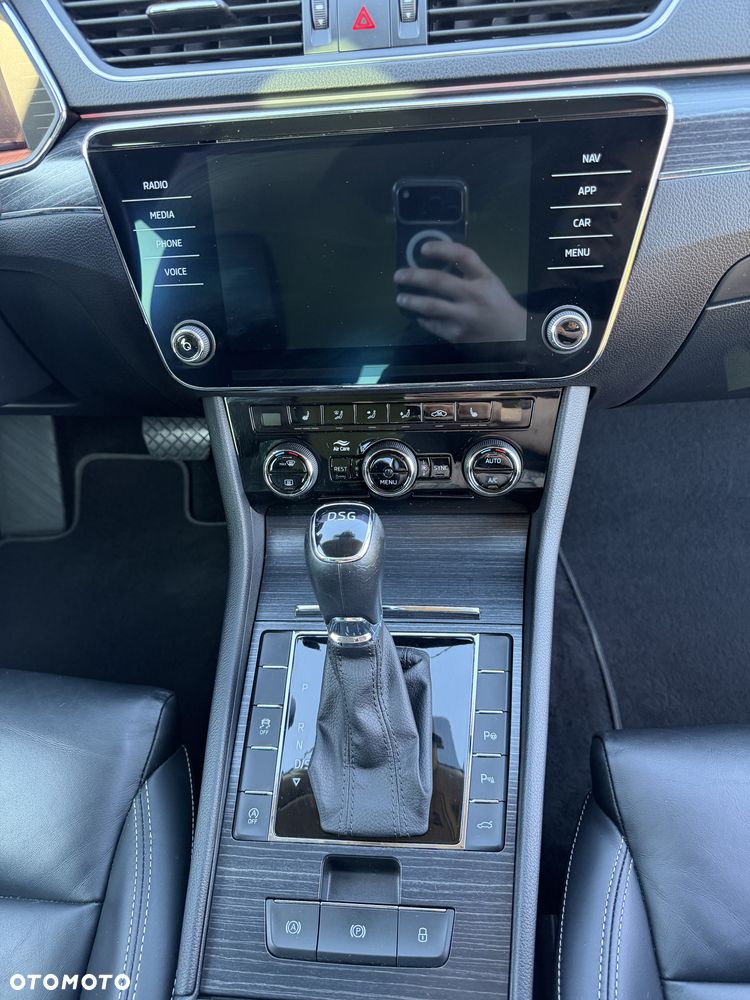 Skoda Superb 2.0 TDI Style DSG - 12