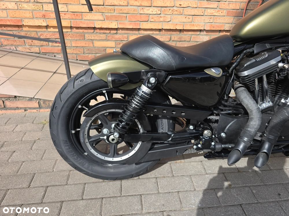 Harley-Davidson Sportster Iron 883 - 7