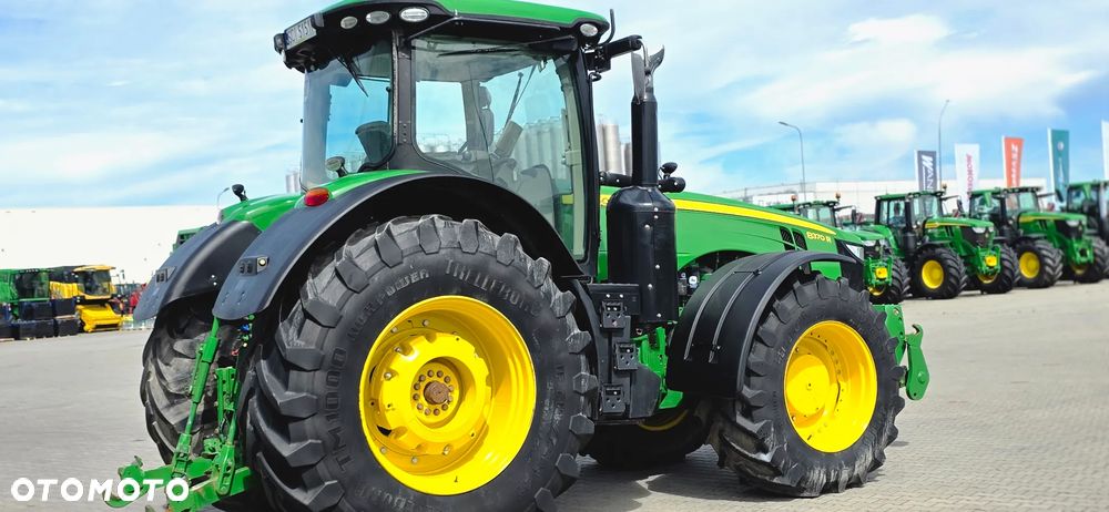 John Deere 8370R - 8