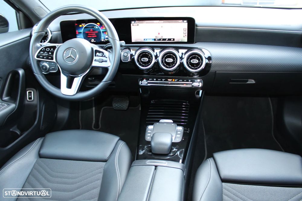 Mercedes-Benz A 250 e Style Plus - 19