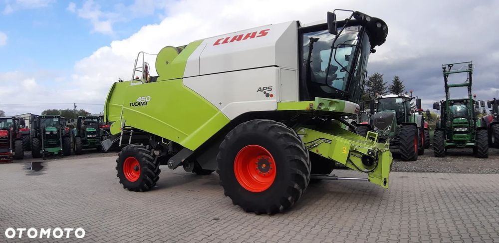 Claas Tucano 450 - 6