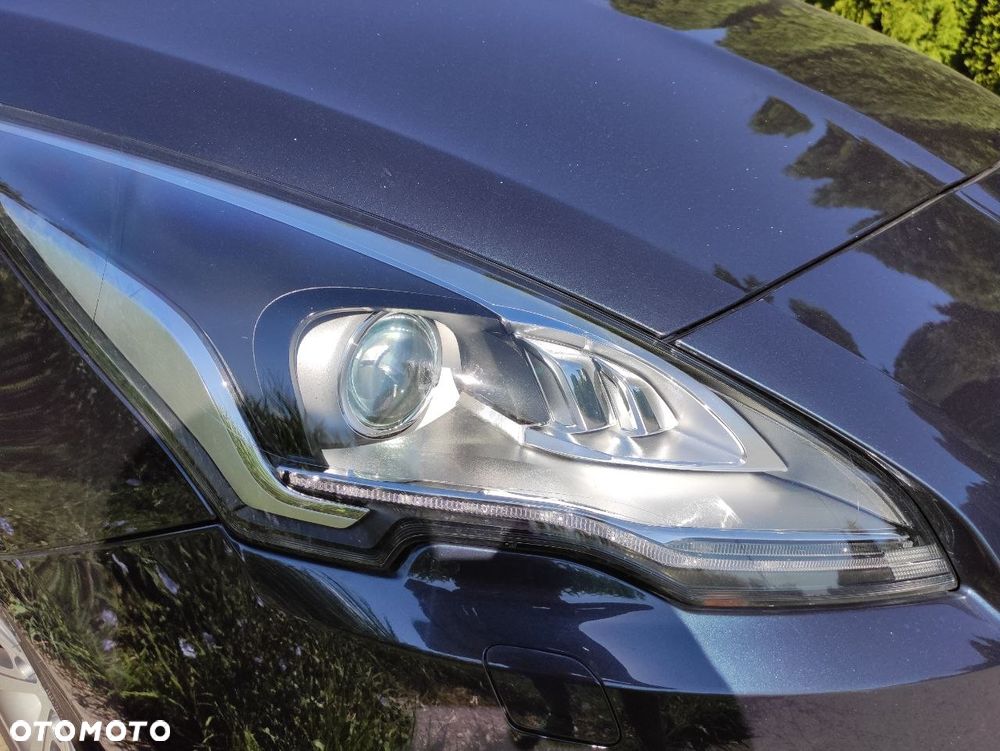Peugeot 5008 1.6 HDi Style - 1
