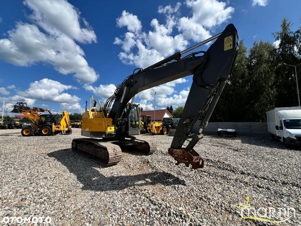 Volvo ECR235C - 1
