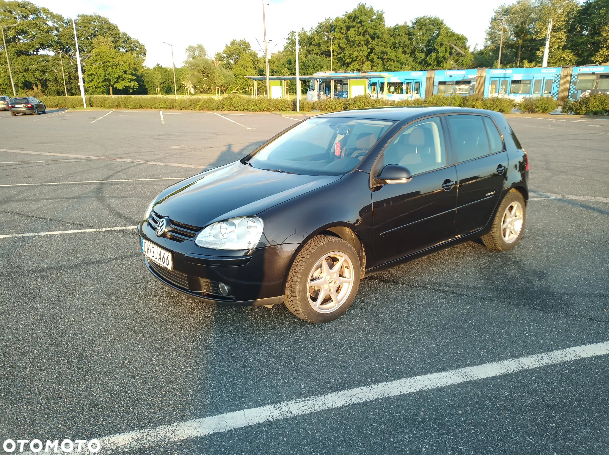 Volkswagen Golf - 12