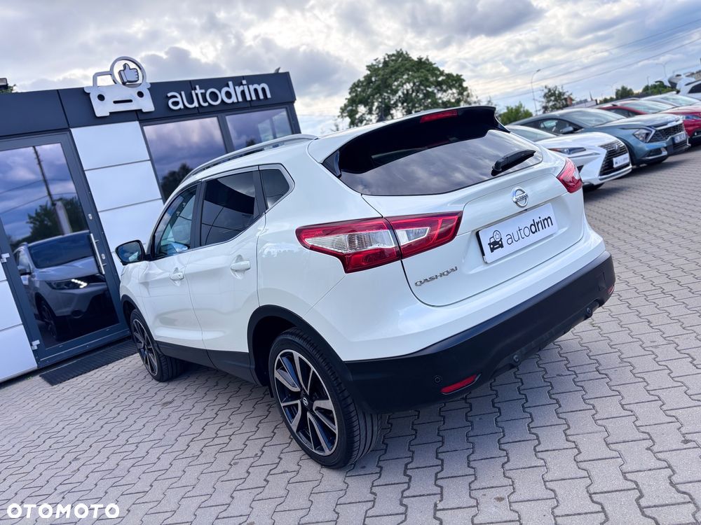 Nissan Qashqai 1.6 DCi TEKNA - 11