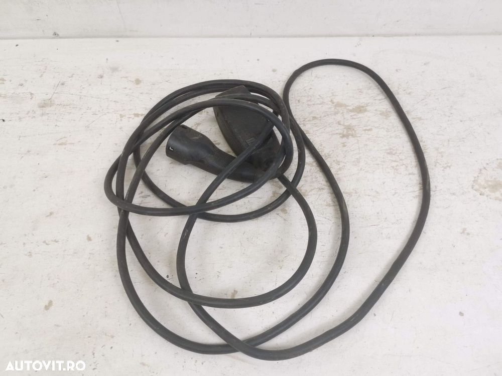 Cablu Incarcare Tesla Model Y 2022 2023 Original In Stare Buna - 1