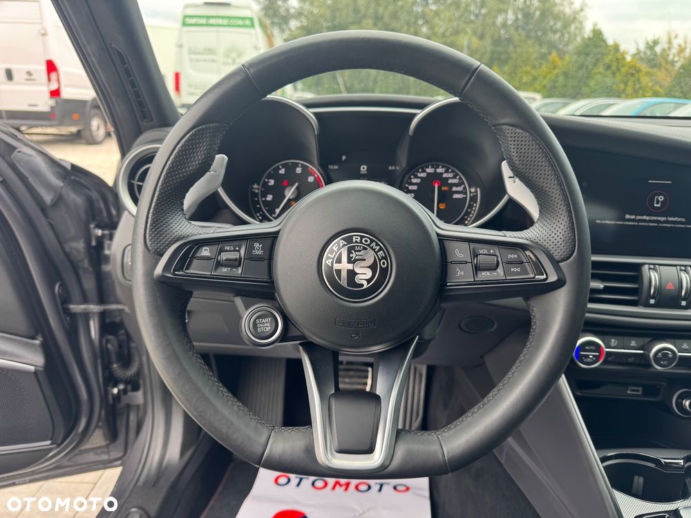 Alfa Romeo Giulia 2.0 Turbo Veloce Q4 - 17
