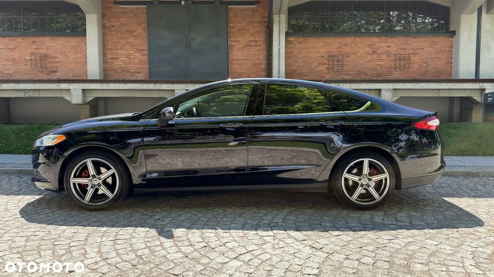 Ford Fusion - 9