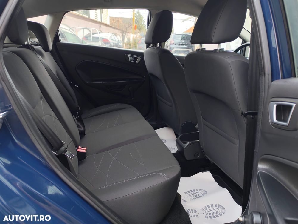 Ford Fiesta 1.5 TDCi Ambiente - 6