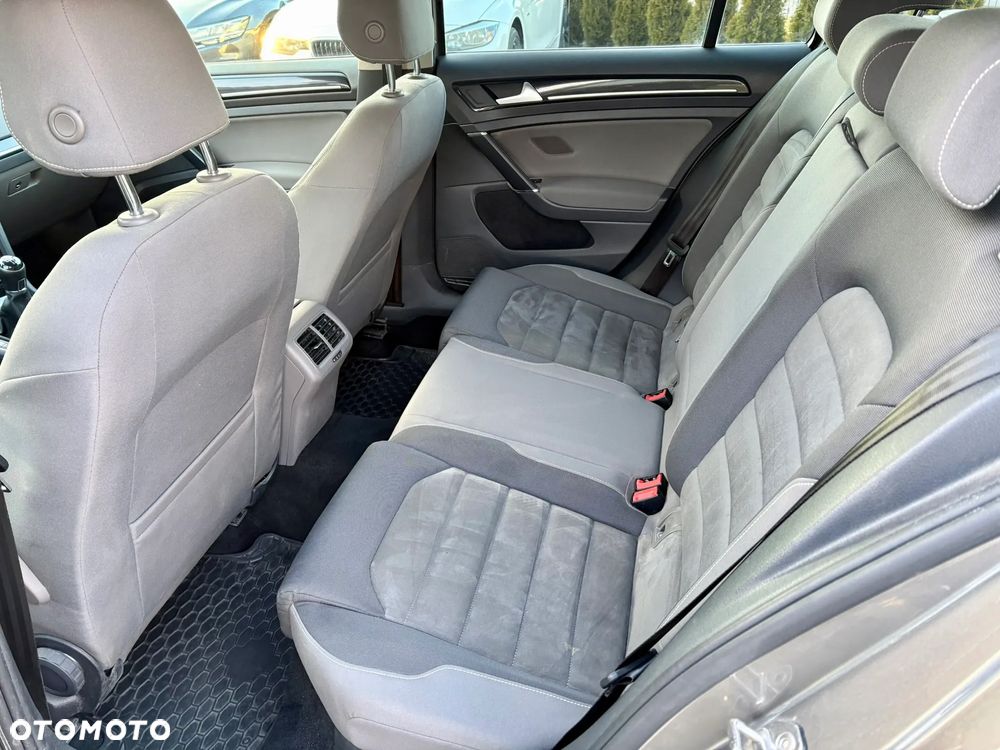 Volkswagen Golf 1.4 TSI BMT Highline - 14