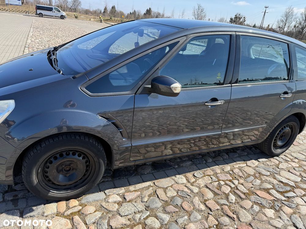 Ford S-Max 2.0 Titanium - 10