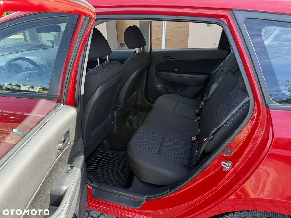 Hyundai i30 1.4 Base + EU5 - 21