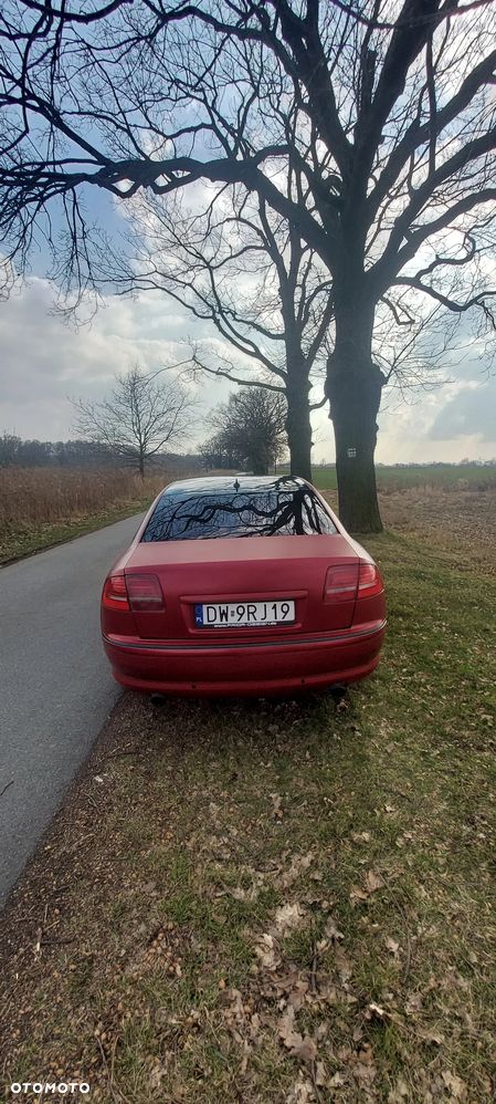 Audi A8 4.2 L Quattro - 5
