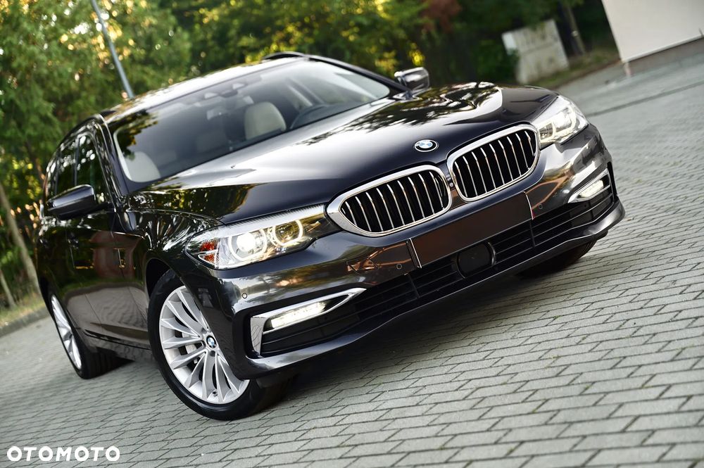 BMW Seria 5 525d Luxury Line - 7
