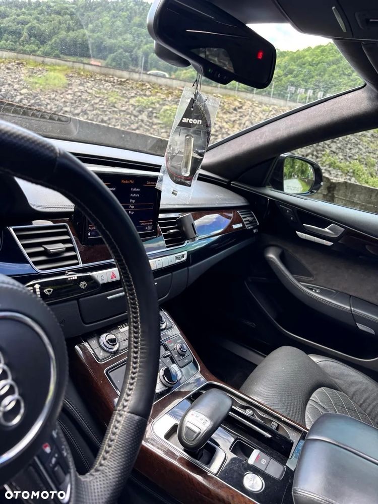 Audi S8 Plus 4.0 TFSI Quattro - 12
