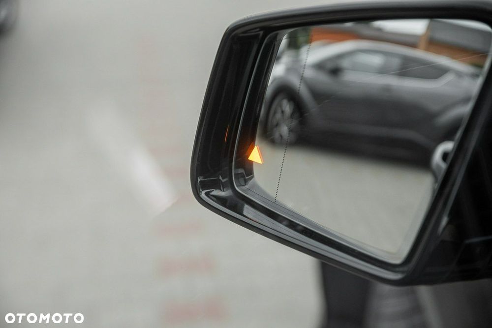 Mercedes-Benz Klasa R - 26