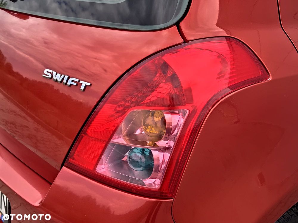 Suzuki Swift 1.3 GLX / Comfort - 27