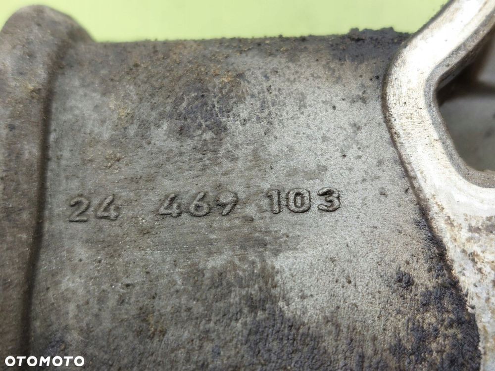 Osłona rozrządu TERMOSTAT Opel Corsa D 2006-2014 1,4 B 24469103 90531737 - 4