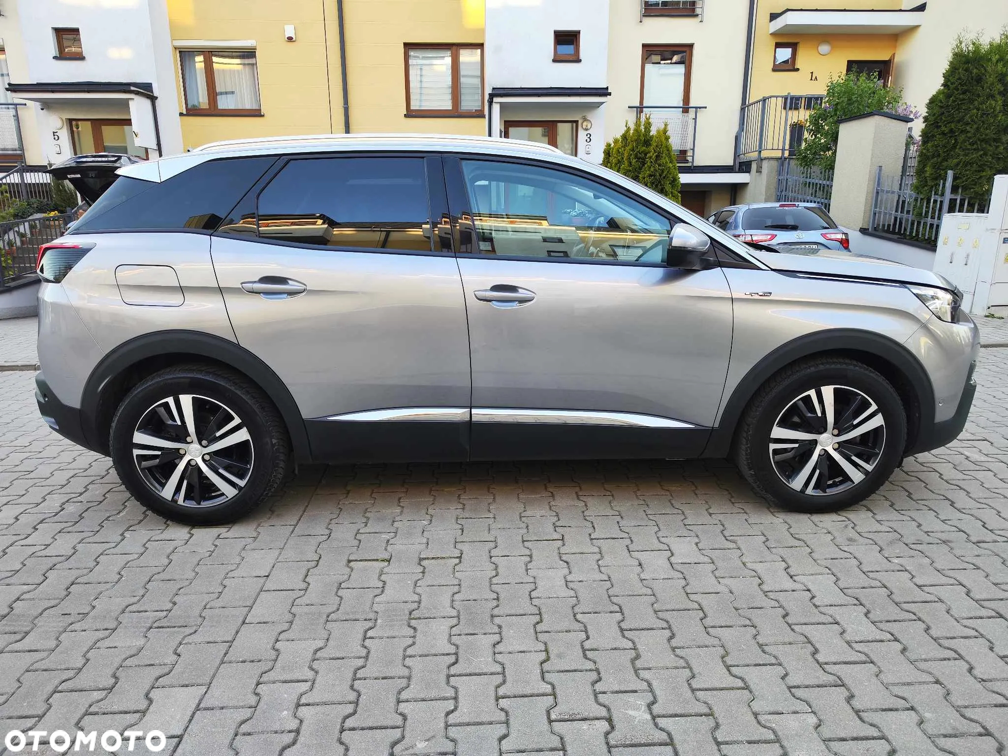 Peugeot 3008 1.5 BlueHDi GT S&S EAT8 - 3
