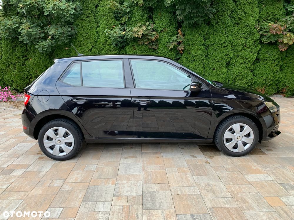 Skoda Fabia 1.0 Style - 4