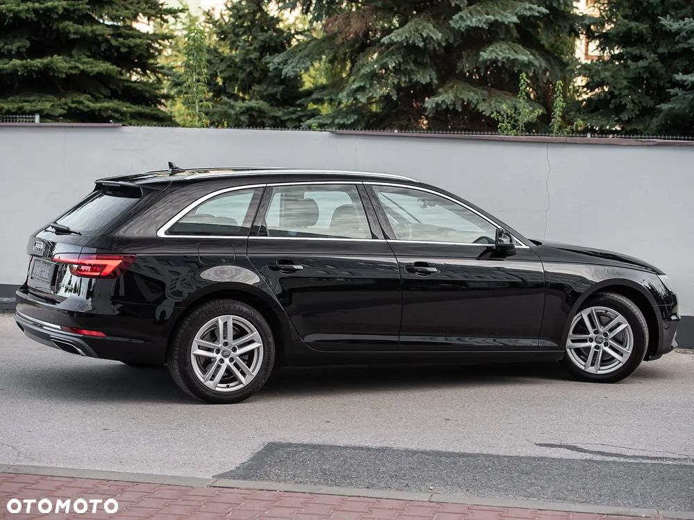 Audi A4 Avant - 15