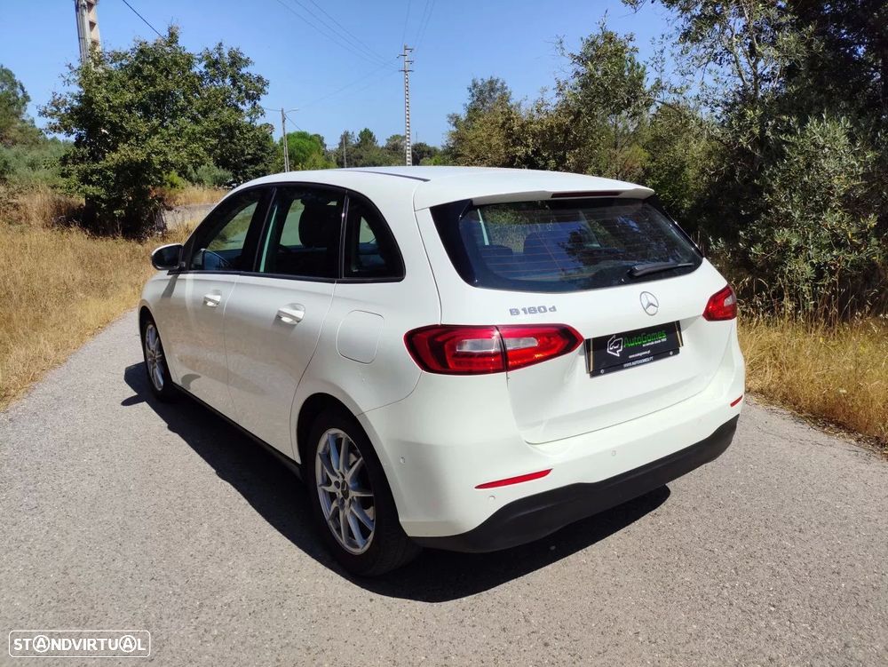 Mercedes-Benz B 180 d Style Plus Aut. - 8