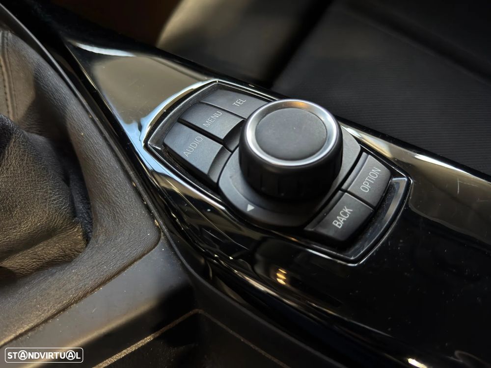 BMW 116 d EDynamics Line Sport - 30