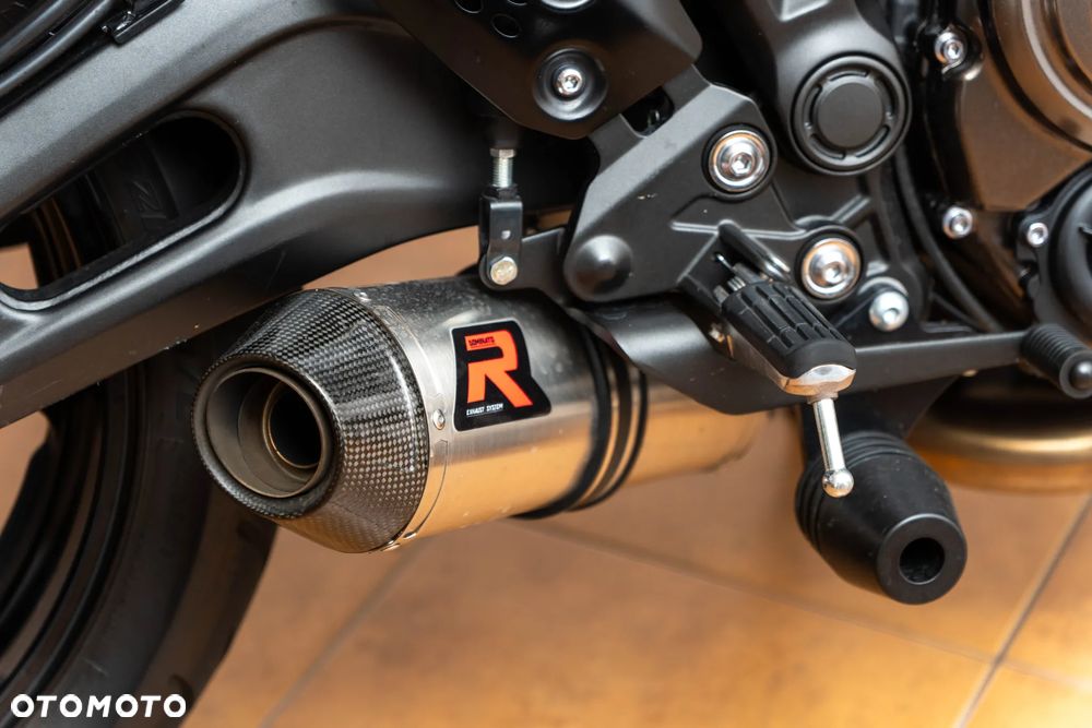 Yamaha MT - 16