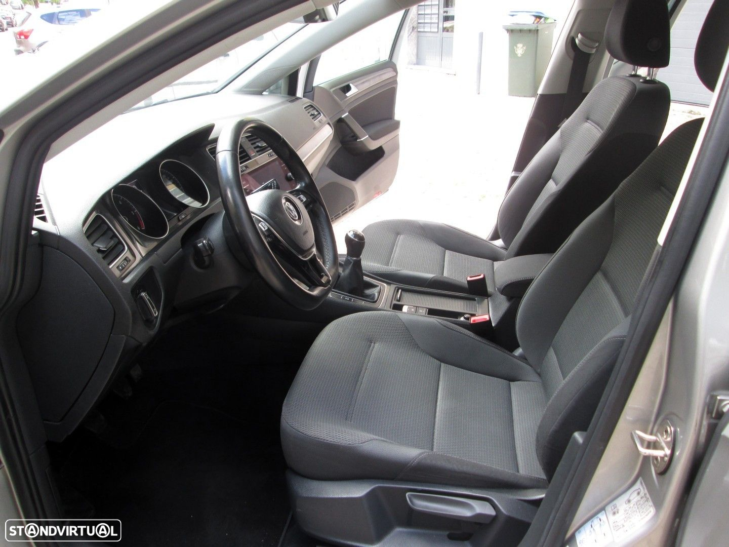 VW Golf Variant 1.6 TDi Highline - 17