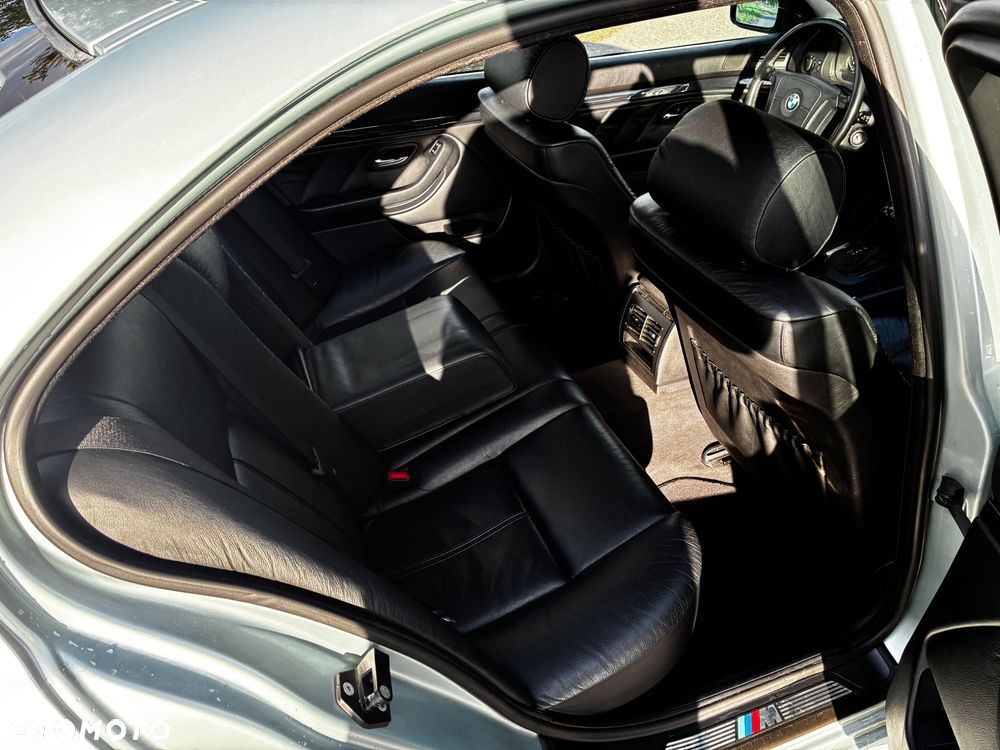 BMW Seria 5 - 9