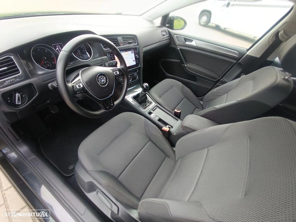 VW Golf Variant 1.6 TDi Highline - 12