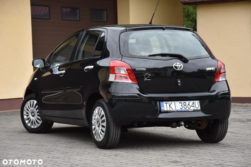 Toyota Yaris 1.33 VVT-i Executive - 10