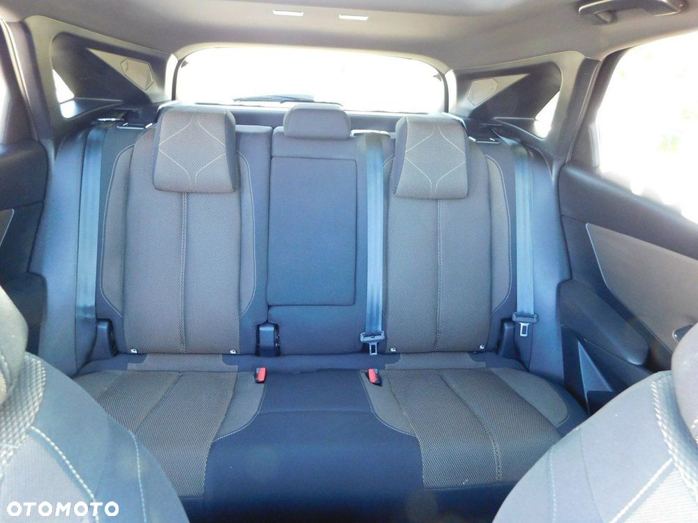 DS Automobiles DS 7 Crossback 1.6 E-Tense Bastille + - 13