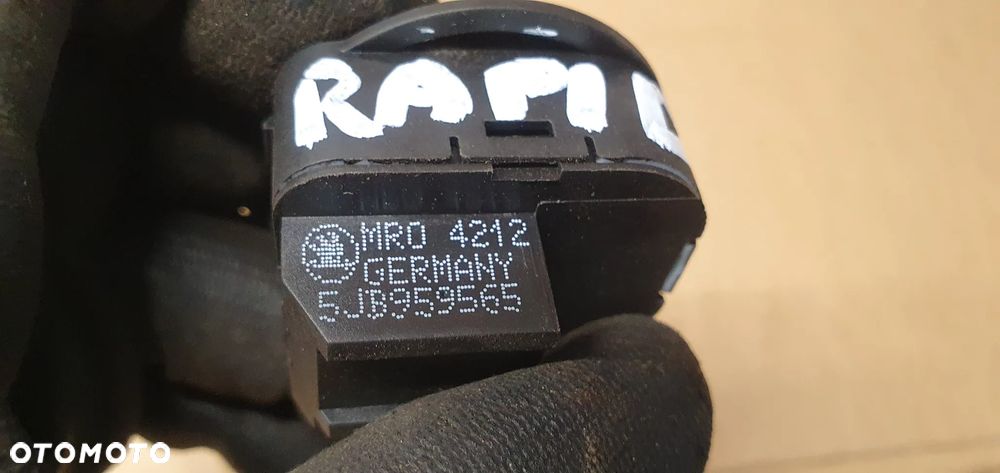 Przełącznik regulacji lusterek Skoda Rapid 5JB959565 - 5