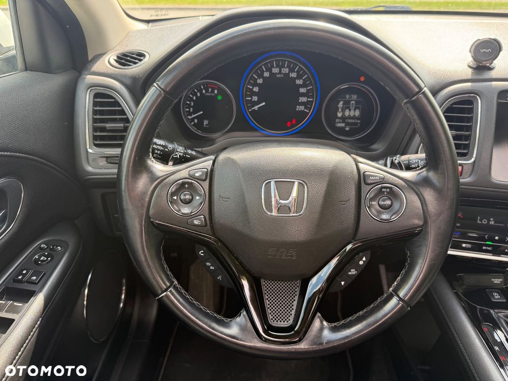 Honda HR-V 1.5 i-VTEC CVT Executive - 23