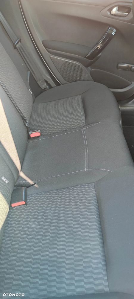 Peugeot 208 1.2 PureTech Active ETG5 - 16