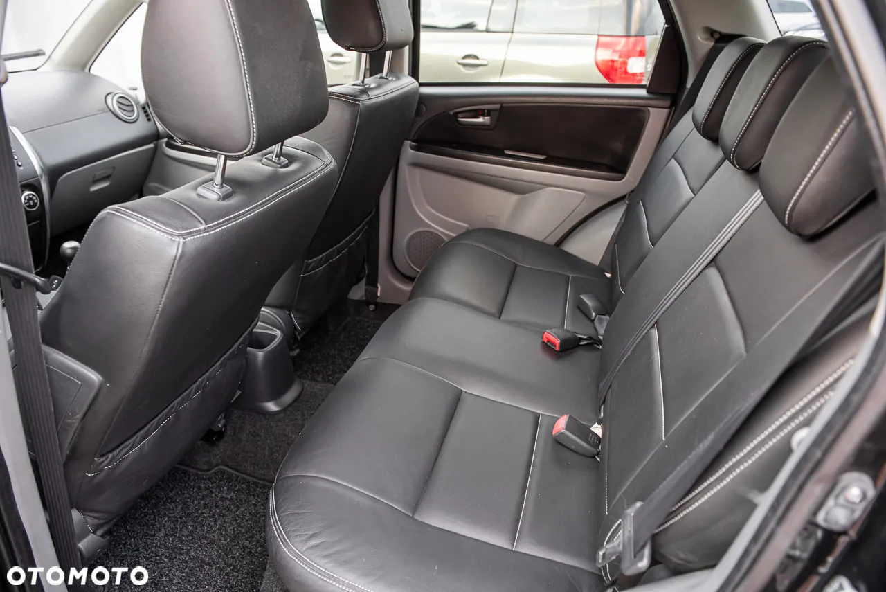 Suzuki SX4 1.6 Comfort Plus 4WD - 18