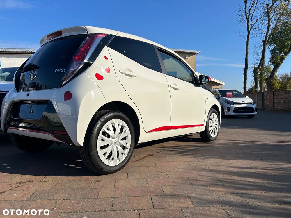 Toyota Aygo x-play Edition-S - 7
