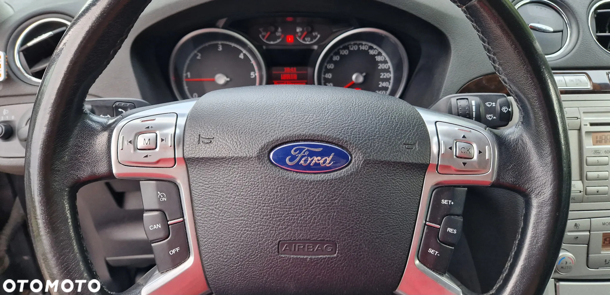 Ford Galaxy 2.0 TDCi Ghia - 16