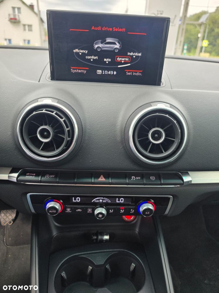 Audi A3 Sportback - 16