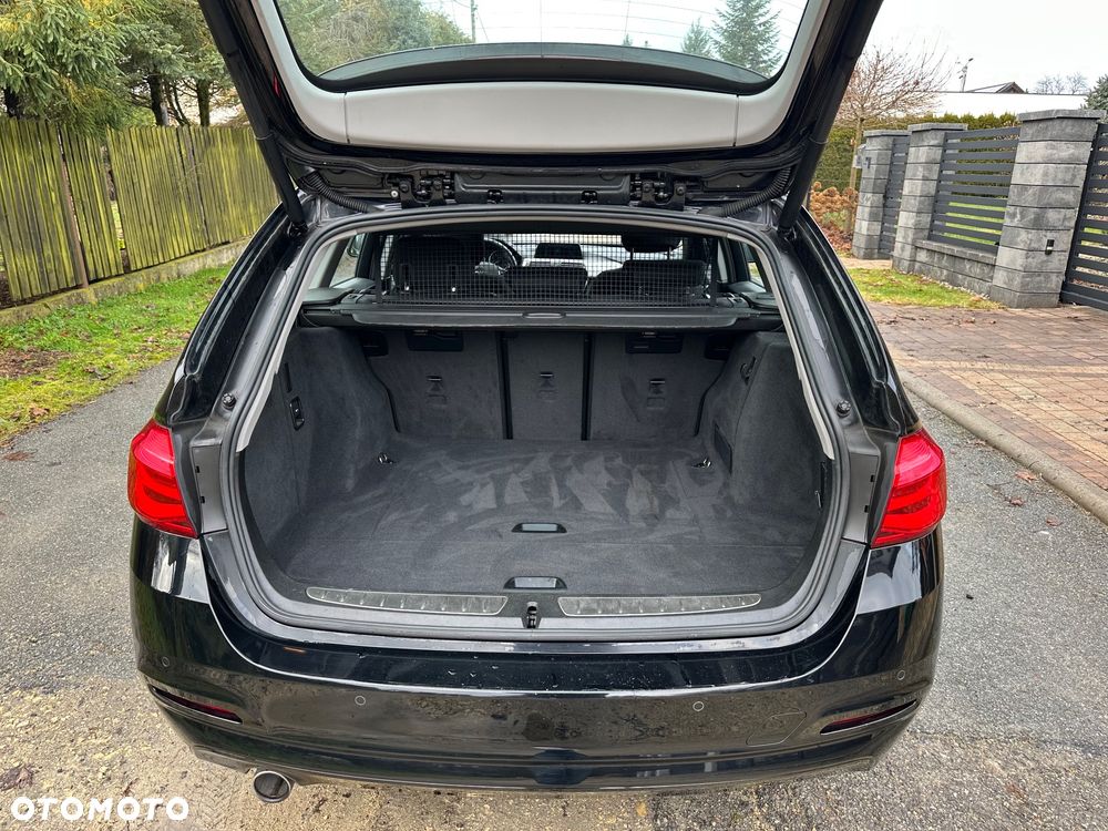 BMW Seria 3 318d - 14