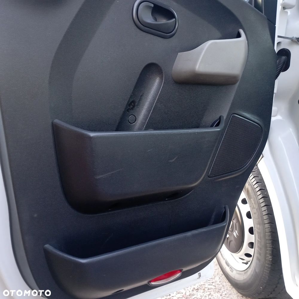 Renault Master - 32