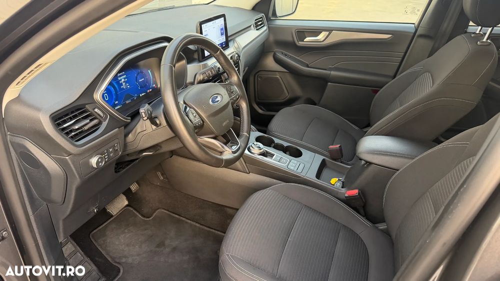 Ford Kuga - 9