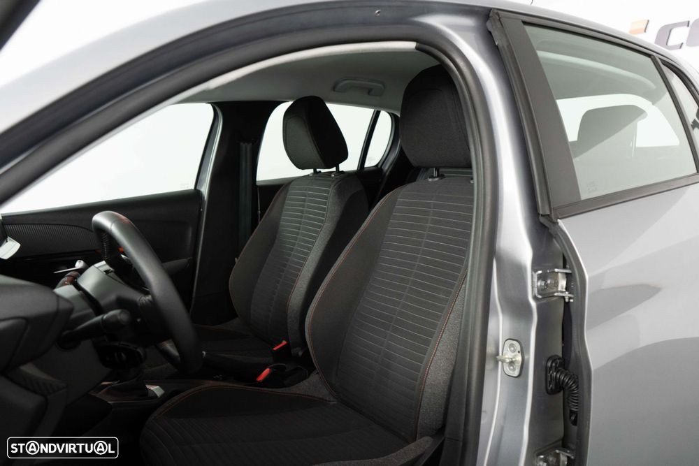 Peugeot 208 1.2 PureTech Active Pack - 27