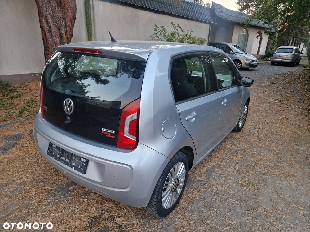 Volkswagen Up 2014 photo 3