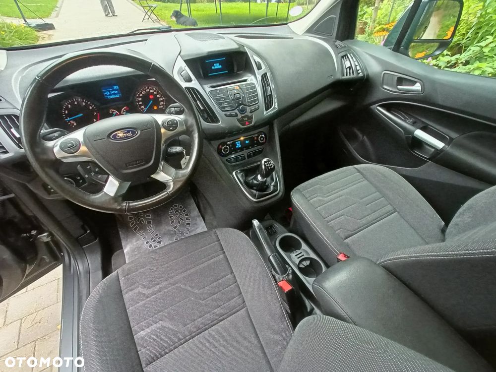 Ford Tourneo Connect - 20