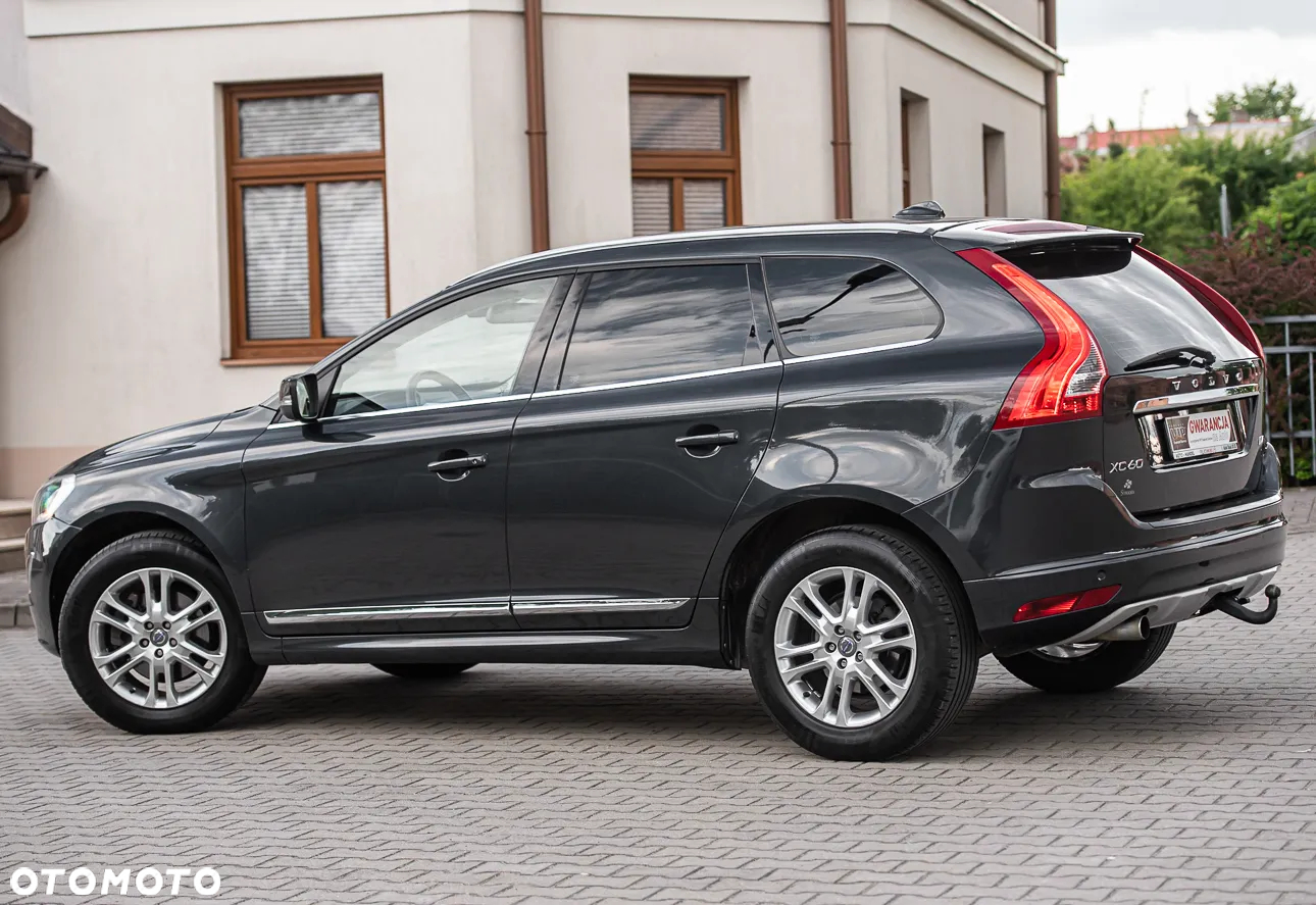 Volvo XC 60 D4 Geartronic Momentum - 10